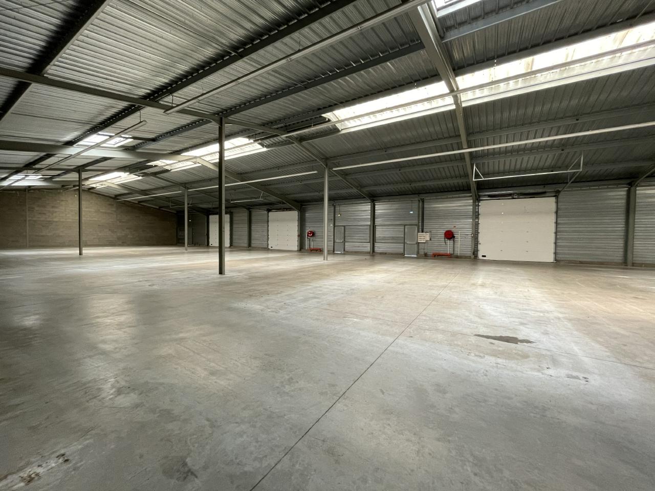 Local d'activité Notre-Dame-d'Oé 1320m² Vente local d'activité Notre-Dame-d'Oé Indre-et-Loire OVACT2422508 0